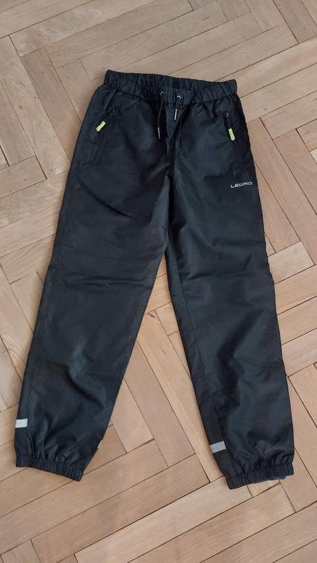 Šusťákové kalhoty 140/146, lewro,140