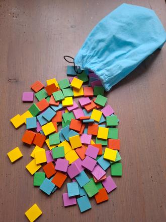 Montessori dřevěná mozaika, kostky,