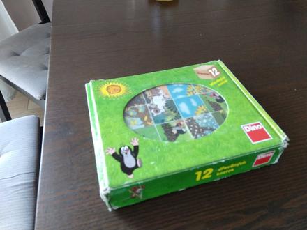 Dřevěné skládací kostky krtek dino,