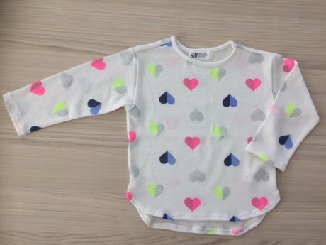 Slabý svetřík srdíčka, h&m,92