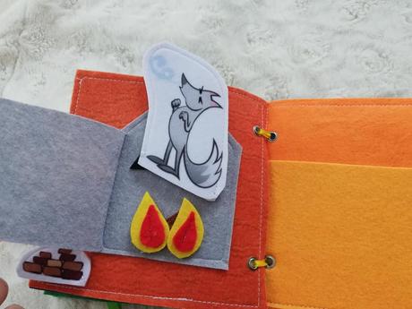 Quiet book tři prasátka,