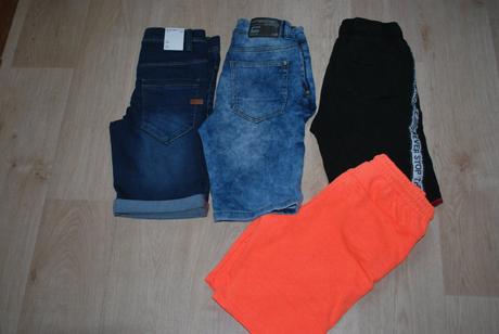 3x kraťasy i jednotlivě, 152