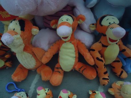 Mix plyšáků medvídek pů a jeho kamarádi,