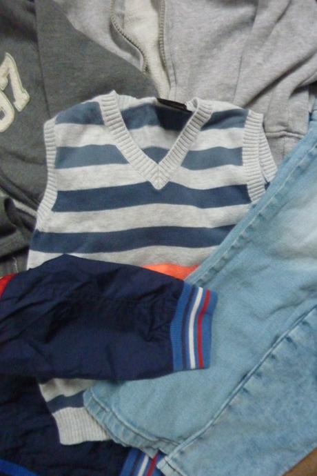 Mix oblečení vel. 98 - 12ks, 86–98