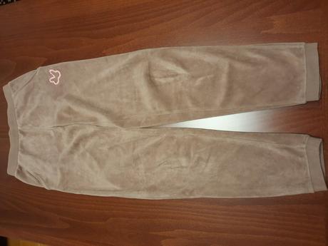 Dívčí tepláky orchestra 152-157, 158