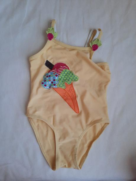 Plavky se zmrzlinou, cherokee,92