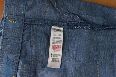 Kraťasy vel. 18 - 24 m, f&f,92