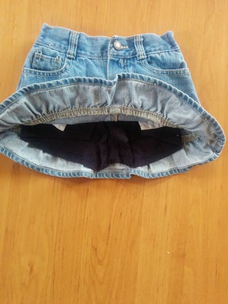 Tričko s minnie, riflová sukně 3/4 roky, oshkosh,104