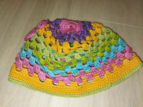 Háčkovaná čepice 3/6 let, 110