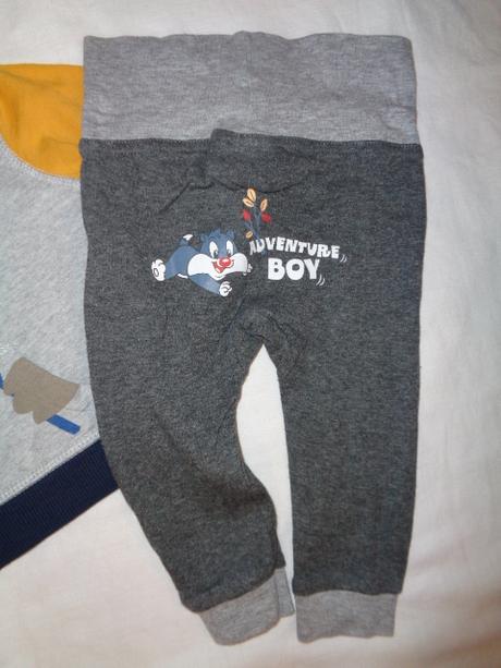 Krásný komplet mikiny a tepláčků, baby club,62