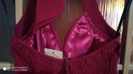 Plesové šatičky zn. mia suri pc 1.299,-, nové, 32 / 34