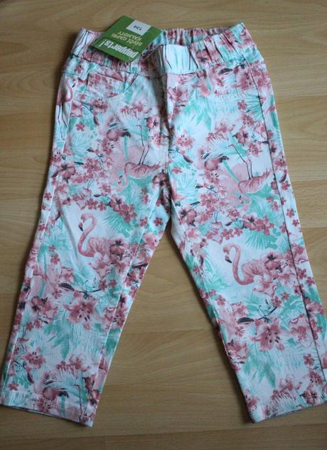 Nové dívčí capri kalhoty 134, 134