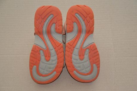 Zdravotní celokožené sandálky, se špičkou, santé,26