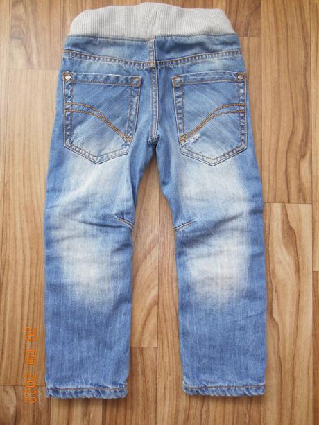 Rifle, džíny dopodopo, dopodopo,104