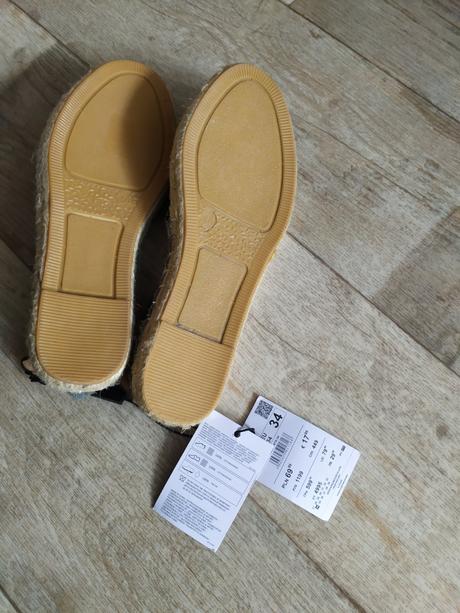 Obuv látková, reserved,34