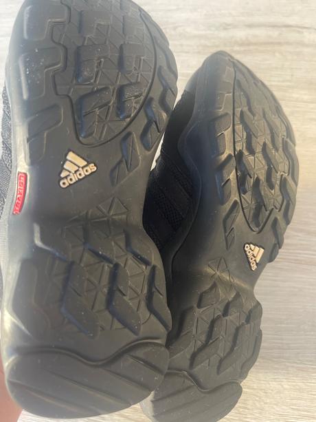 Cerne trekove boty terrex, adidas,32