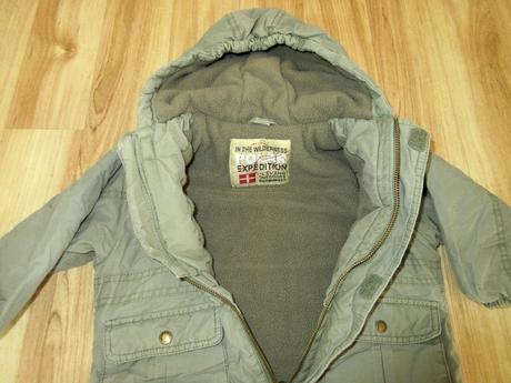 Zimní bunda s kapucí, 86