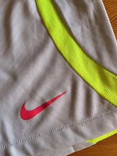 Sportovní kraťasy, nike,158