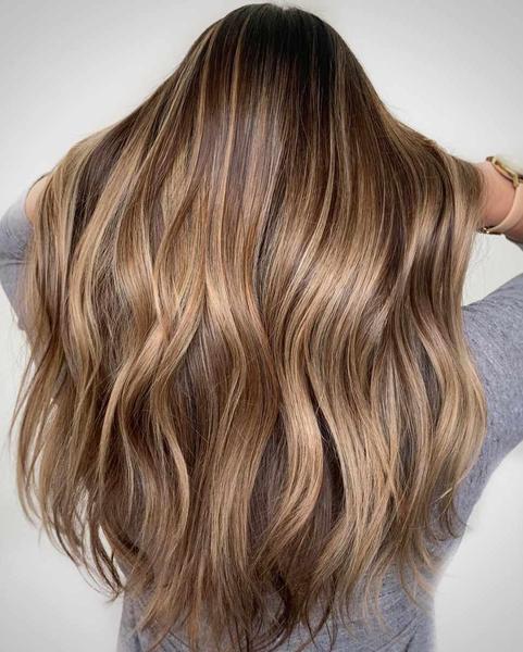 Zkušenosti s přechodem z hnědé na tmavou blond?