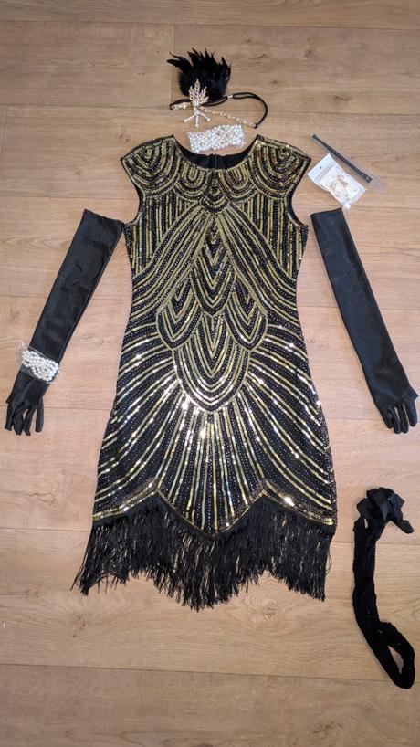 Ka185 flitrové šaty s třásněmi 20 léta vel.  m, 38, 38