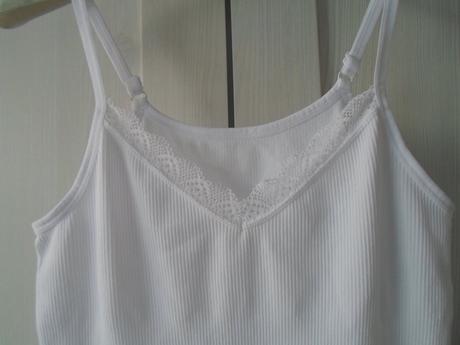 Bílé tričko tílko top s krajkou, s