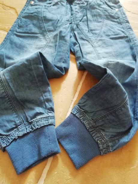 Nádherné lehké plátaky nové 4-5 let, 104