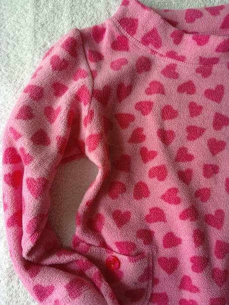 Flísová růžová mikina se srdíčky, marks & spencer,110