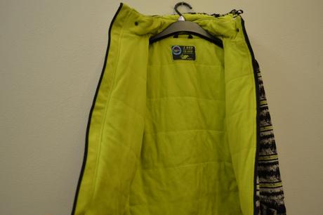 Bunda z. waitomo vel.140 - v.sloupec 10 000, 140