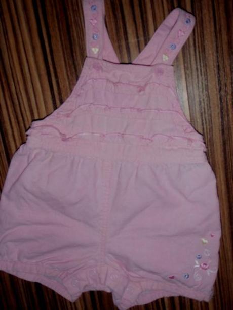 Krepové šaty a vyšívané růžové lacl kraťásky, debenhams,62