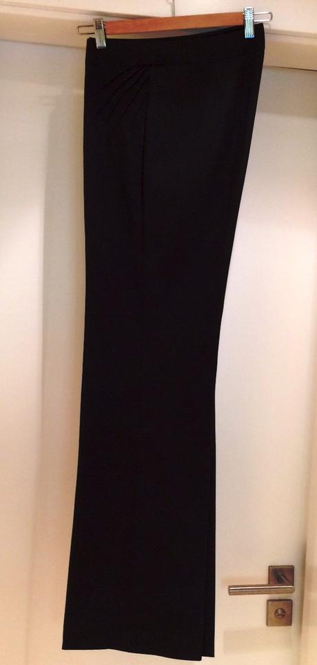 4-kombinace kostýmek - sako, kalhoty, šaty, sukně, 40