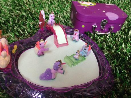 Filly konicci a kluziste s doplnky, 