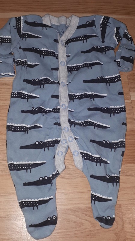 Overal s krokodýli 56 next, next,56