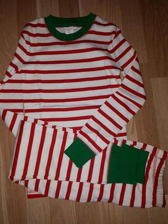 Pruhované pyžamo 134, 134