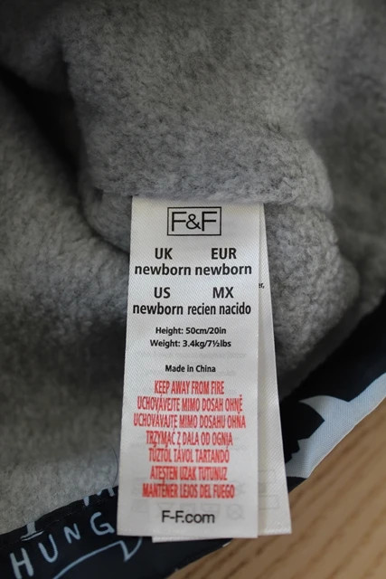 Bunda vel. newborn, f&f,50