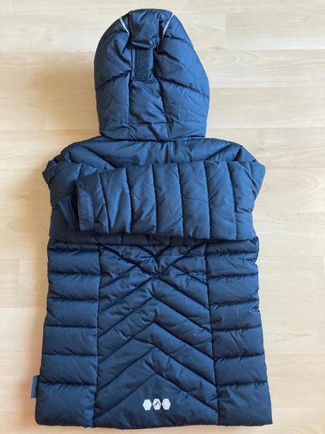 Zimní bundy vel. 140 pro dvojčata, 140