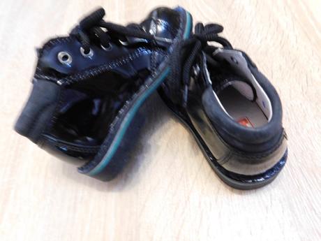 Dětské sváteční botičky, 21