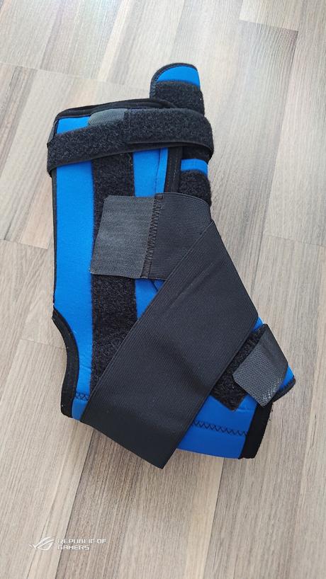 Ortéza hlezna bez výztuh, 