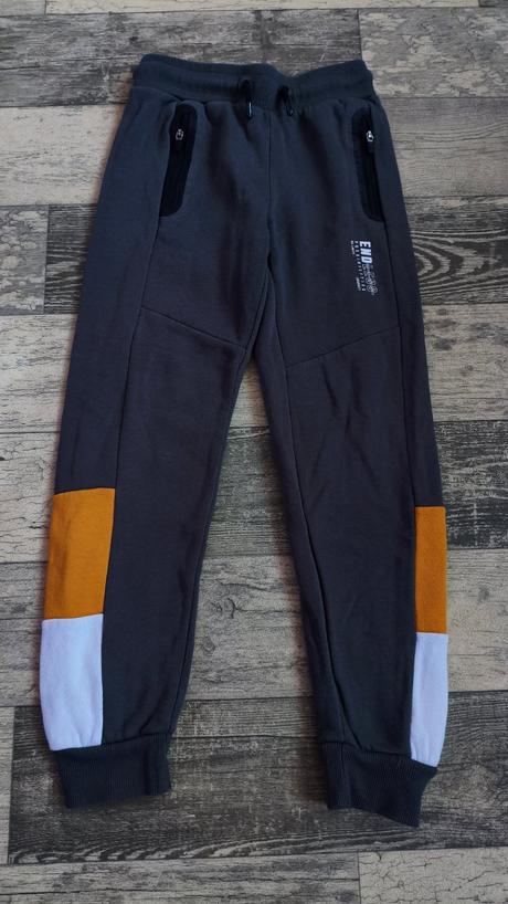 Tepláky chlapecké, primark,128