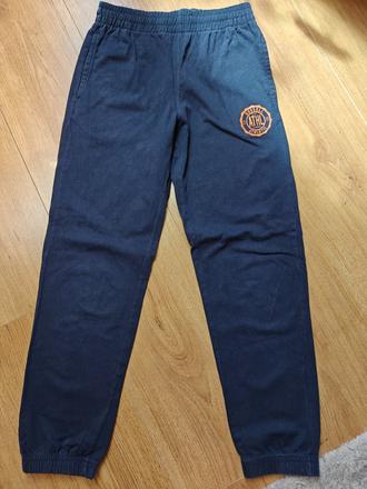 Tepláky vel. 140, 140