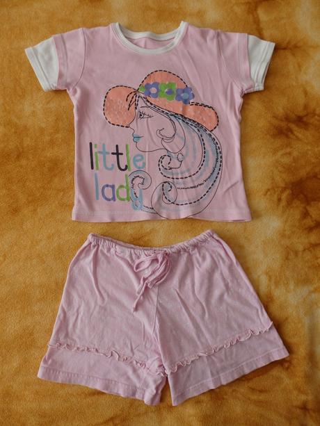 Letní pyžamko, 104