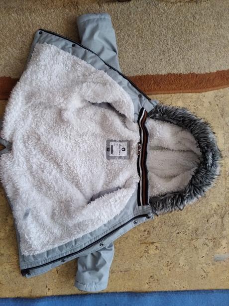 Zimní bunda, c&a,98