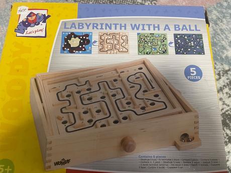 Dřevěný labyrint, 