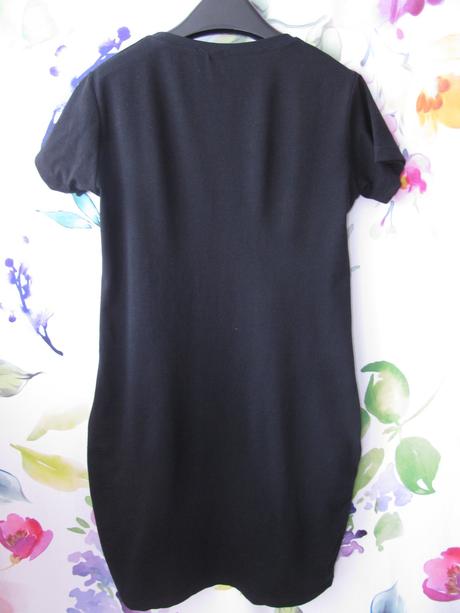 Dámské přiléhavé mini šaty, malé černé, l