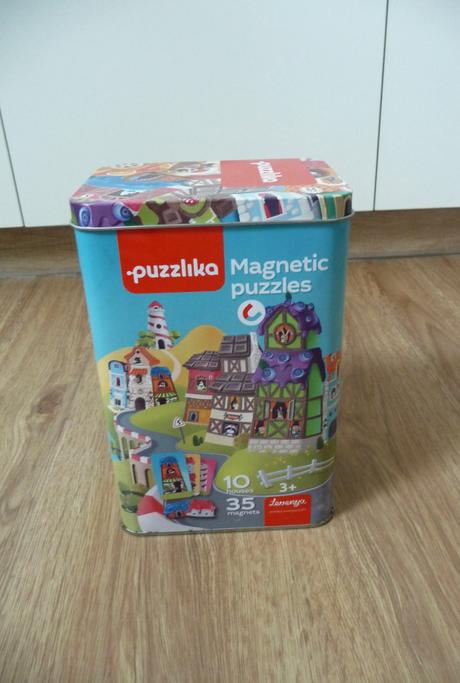 Nová magnetická hra puzzlika domečky,