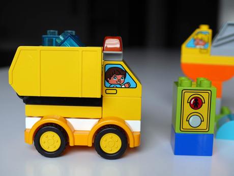 Lego duplo, moje první autíčka, 