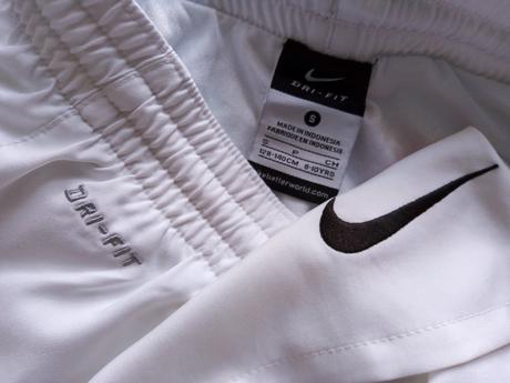 Šortky zn."nike" vel."128-140", nike