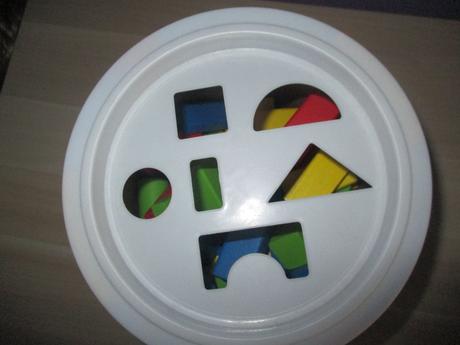 Kyblík s kostkami zn. woody, 