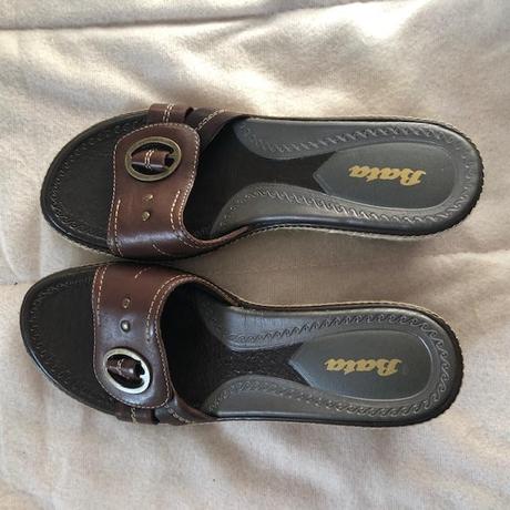 Hnede pantofle na klinu bata 37, baťa,37