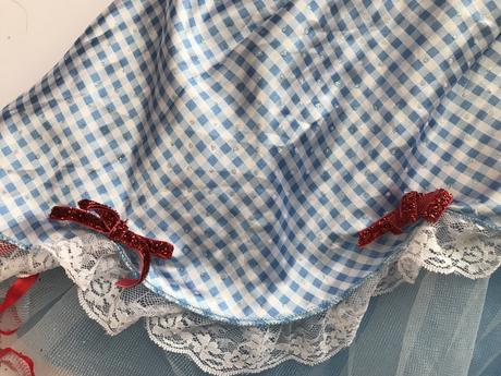 K5/ kostym šaty dorotka ze země ozz -v.4/5 let, 