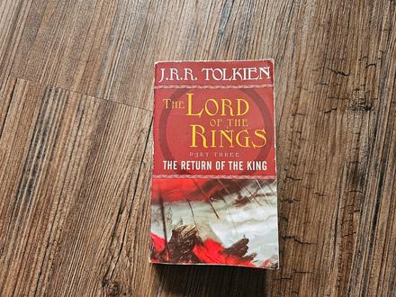 Kniha knížka j.r.r. tolkien lord of the rings,